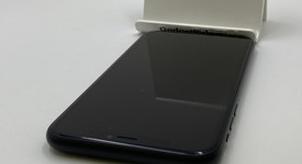 Mint
													Apple iPhone Xr - Unlocked, Black, 64 GB, A1984, photo 4 of 5