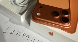 Mint
													Apple iPhone 17 Pro Max - Unlocked, Cosmic Orange, 256 GB, A3257, photo 5 of 6