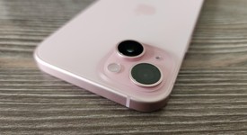 Mint
													Apple iPhone 15 - Boost, Pink, 128 GB, A2846, photo 4 of 11