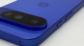 Good
													Google Pixel 10 - Unlocked, Indigo, 128 GB, GLBW0, photo 4 of 5