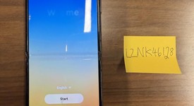 Good
													Samsung Galaxy Z Flip4 5G - Unlocked, Graphite, 128 GB, 8 GB, SM-F721U1, photo 2 of 3