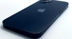 Mint
													Apple iPhone 13 - Boost, Midnight, 128 GB, A2482, photo 4 of 5