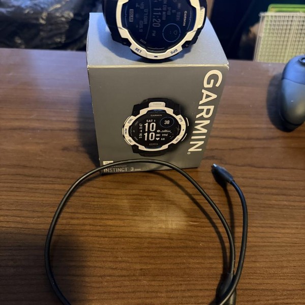 Garmin Instinct 3 - Black, SOLAR