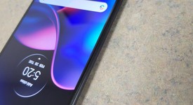 Good
													Motorola Edge (2022) - AT&T, Gray, 128 GB, 6 GB, photo 4 of 6