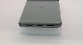 Mint
													Google Pixel 8 - Unlocked, Hazel, 128 GB, 8 GB, G9BQD, Sub-6 5G, photo 4 of 7