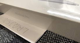 New
													MacBook Pro 2018 (With Touch Bar) - 15" - I7, Silver, 256 GB, 16 GB, photo 2 of 4