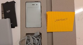 Good
													Light Phone 2 - Unlocked, Gray, 8 GB, 1 GB, photo 4 of 5