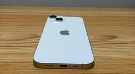 Mint
													Apple iPhone 14 - Unlocked, Starlight, 128 GB, A2649, photo 3 of 7