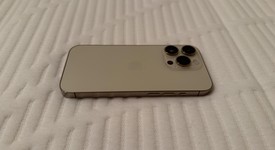 Fair
													Apple iPhone 14 Pro - Unlocked, Gold, 256 GB, A2650, photo 4 of 12