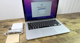 Good
													MacBook Pro 2015 (Retina) - 13" - Silver, 128 GB, 8 GB, photo 1 of 7