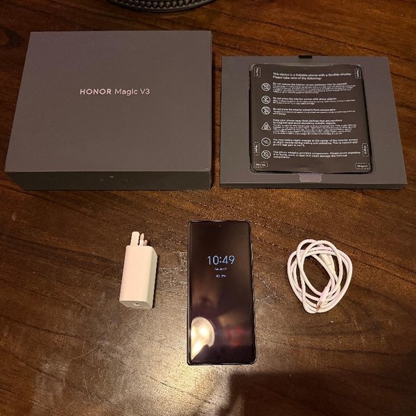 Honor Magic V3 - Unlocked Non-US, 512 GB, Black, 12 GB