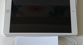 Mint
													Apple iPad 7th Gen - Wi-Fi, Gold, 128 GB, A2197, photo 1 of 8