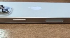 Good
													Apple iPhone 15 Pro Max - Unlocked, Natural, 256 GB, A2849, photo 3 of 6