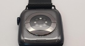 Good
													Apple Watch Series 7 45mm - Unlocked, Midnight, A2477 - Cellular, Aluminum, photo 2 of 4