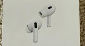 New
													Apple AirPods Pro 2 - USB-C, photo 4 of 5