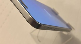 Good
													Apple iPhone 16 Pro - Unlocked, White, 1 TB, A3083, photo 3 of 6