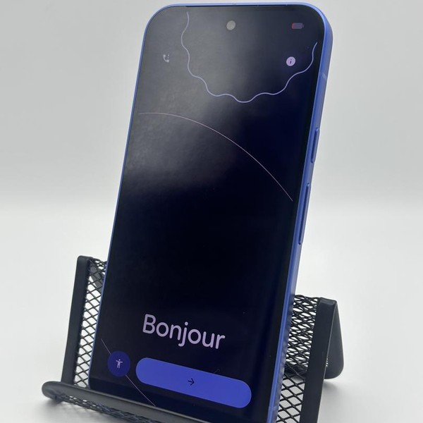 Google Pixel 10 - T-Mobile, 128 GB, Indigo, GLBW0