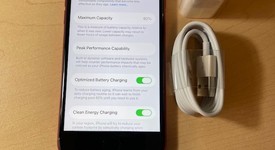 Fair
													Apple iPhone SE 2nd Gen 2020 - Unlocked, Red, 64 GB, A2275, photo 2 of 8