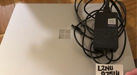 Good
													Microsoft Surface Laptop 2 - I5, Platinum, 256 GB, 8 GB, photo 4 of 6