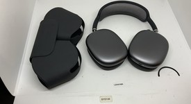 Used
													Apple AirPods Max - Gray, photo 2 of 9