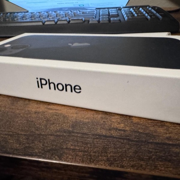 Apple iPhone 13 - Unlocked, 128 GB, Midnight, A2482