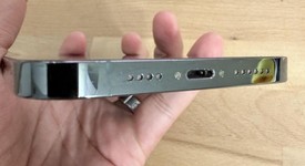 Good
													Apple iPhone 13 Pro Max - Unlocked, Green, 128 GB, A2484, photo 3 of 8