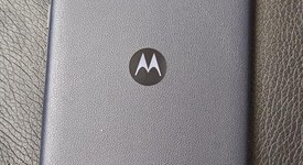 Good
													Motorola Edge (2024) - Metro by T-Mobile, Black, 256 GB, 8 GB, photo 3 of 12