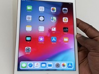 Apple iPad Mini 4