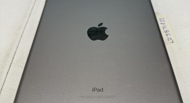 Good
													Apple iPad 6th Gen - Wi-Fi, Gray, 32 GB, A1893, photo 4 of 6