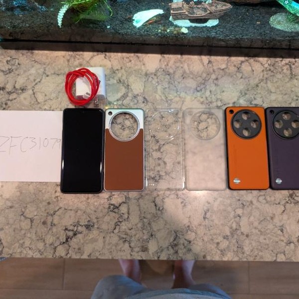 Oppo Find X8 Pro - Unlocked Non-US, 512 GB, Space Black, 16 GB