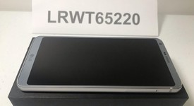 Mint
													LG G6 - Verizon, Silver, 32 GB, 4 GB, VS988, photo 2 of 9