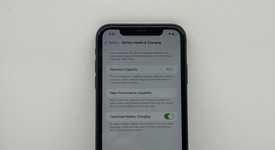 Fair
													Apple iPhone 11 - Straight Talk, Black, 64 GB, A2111, photo 1 of 4