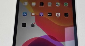 Fair
													Apple iPad Pro 11" 2018 - Verizon, Gray, 1 TB, A2013, photo 2 of 3