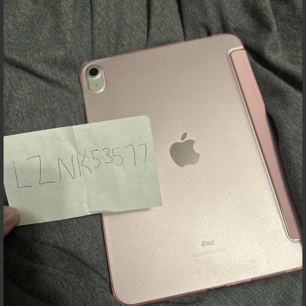 Apple iPad 10th Gen - Wi-Fi, 64 GB, Silver, A2696