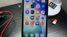 Mint
													Apple iPhone 11 - Unlocked, White, 128 GB, A2111, photo 3 of 6