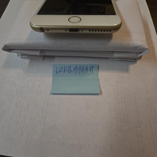 Apple iPhone 6 Plus - Unlocked, 16 GB, Gold, A1522