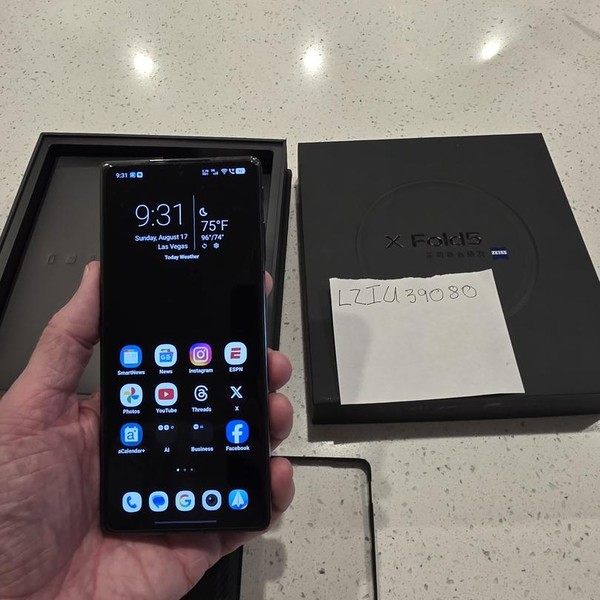 Vivo X Fold5 - Unlocked Non-US, Black, 256 GB, 12 GB