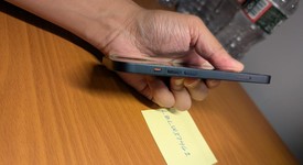 Mint
													Apple iPhone 13 - Unlocked, Midnight, 128 GB, A2482, photo 3 of 6