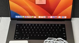 Good
													MacBook Pro 2021 - 16" - Apple M1 Pro 10-core, Gray, 512 GB, 32 GB, photo 1 of 10
