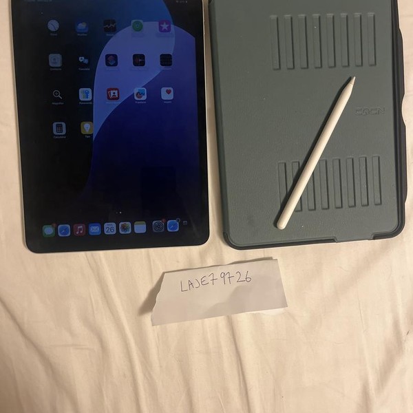 Apple iPad Pro 11 inch 4th Gen 2022 - Wi-Fi, 128 GB, Silver