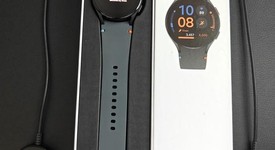 Mint
													Samsung Galaxy Watch FE - Unlocked, Black, 40 mm, photo 1 of 7