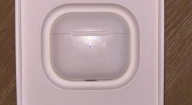 Used
													Apple AirPods 3rd Gen - MagSafe Case, photo 1 of 10