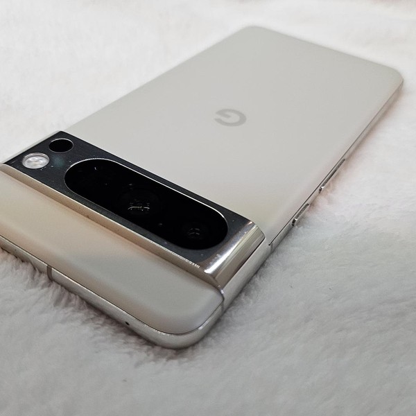 Google Pixel 8 Pro - Unlocked, 128 GB, Porcelain, 12 GB, GC3VE, Sub-6 5G