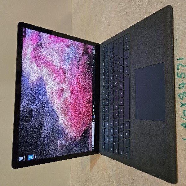 Microsoft Surface Laptop 2 - 256 GB, Blue, 8 GB, Intel Core i5
