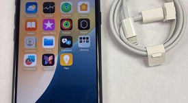 Mint
													Apple iPhone SE 3rd Gen 2022 - Unlocked, Midnight, 64 GB, A2595, photo 1 of 9
