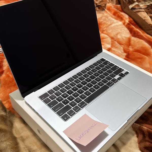 MacBook Air 2025 (M4) - 15 inch - 512 GB, Sky Blue, 24 GB, Apple M4