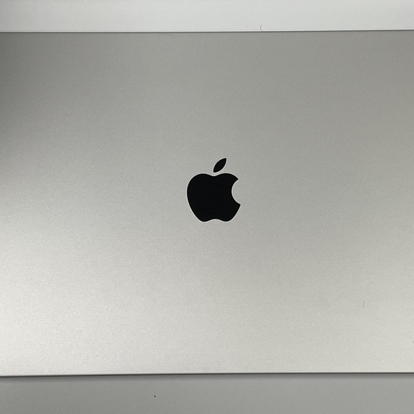 MacBook Pro 2021 - 16 inch - 1 TB, Silver, 16 GB, Apple M1 Pro 10-core