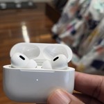 Used Apple AirPods Pro 2 - USB-C