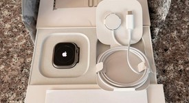 Mint
													Apple Watch Ultra 49mm - Unlocked, Titanium, A2622, photo 2 of 10