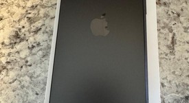 Mint
													Apple iPhone 16 Pro - Verizon, Black, 128 GB, A3083, photo 3 of 7